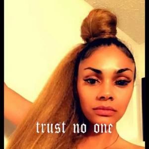 Meet your Posher, Tanisha